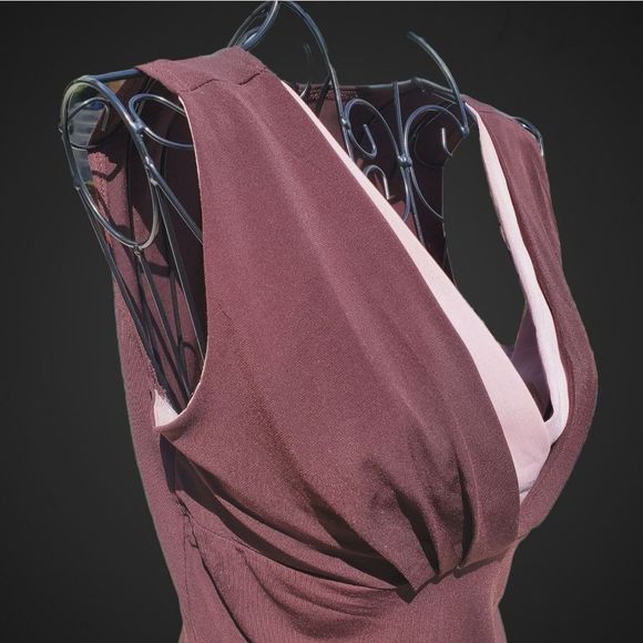 Cute Sleeveless Stretch Two Tone Top - Picture 3 of 4